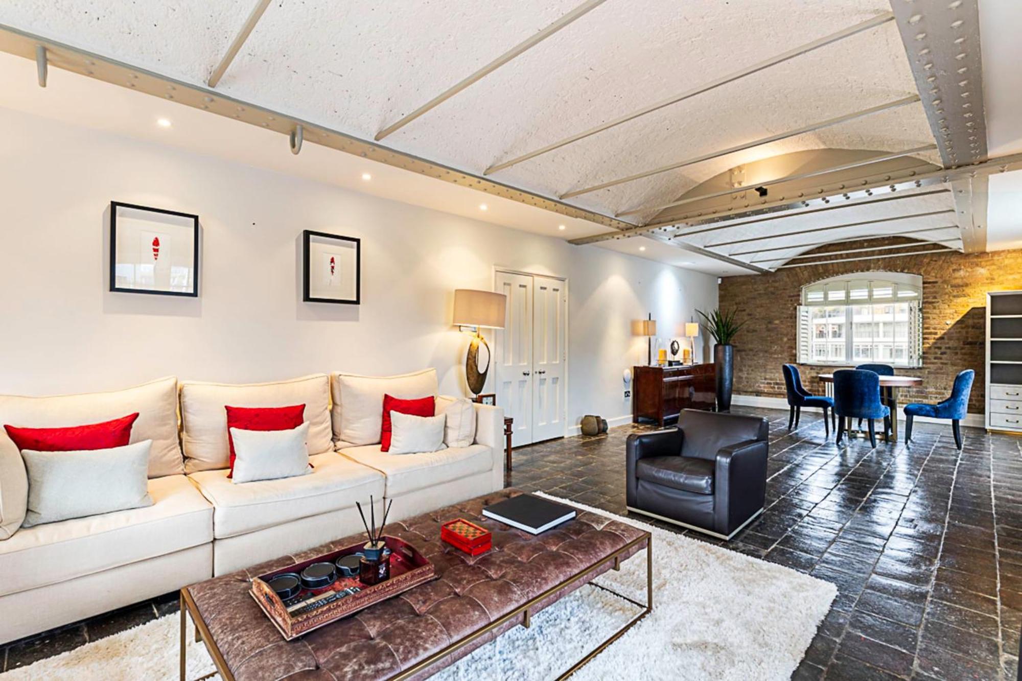 Apartment Charming In St Katharine Docks London