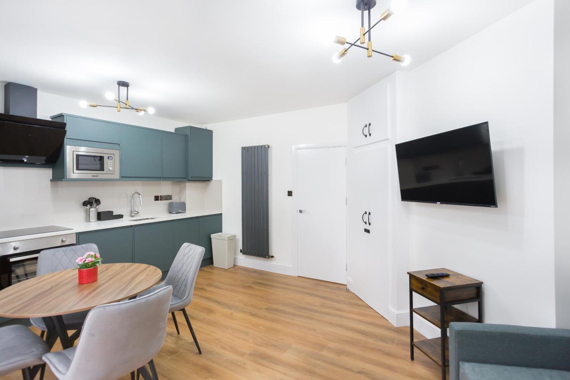 Apartamento Centre One Bedroom Next To Station, Newly Renovated