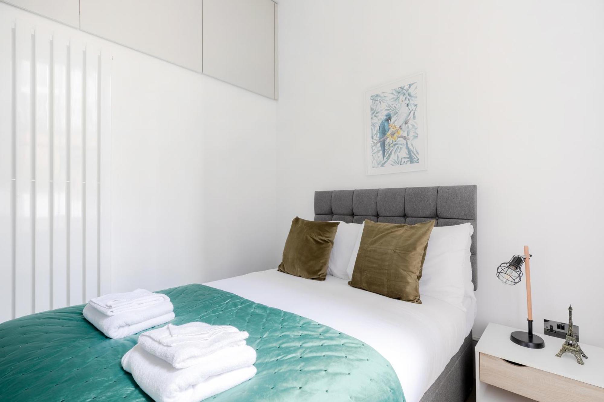 Apartment Prime Gloucester Road London