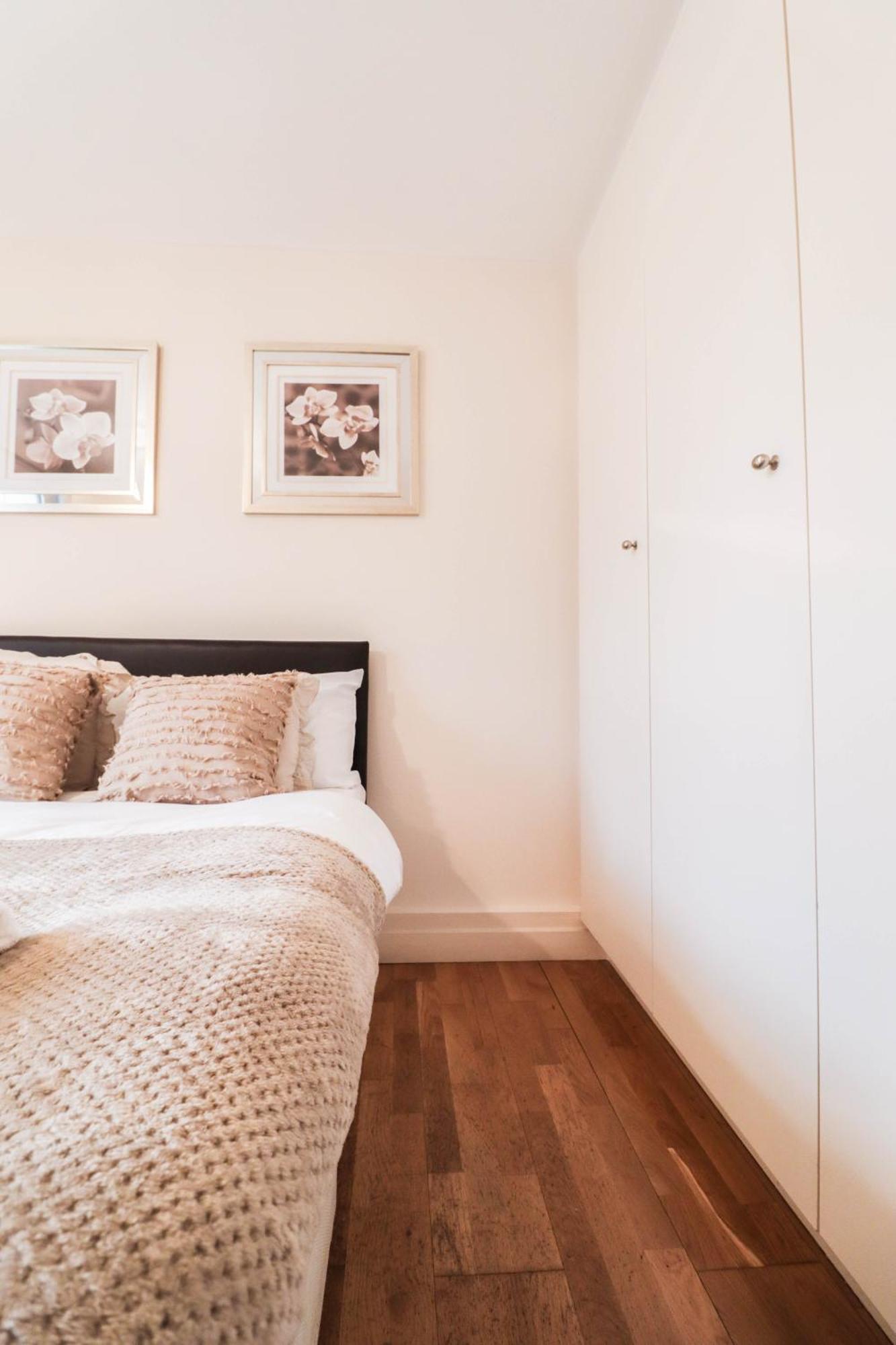 Gorgeous 2-Bedroom London Apartment *