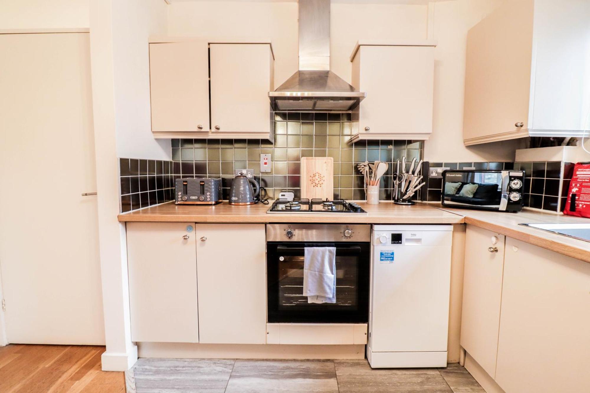 Gorgeous 2-Bedroom London Apartment * Londen