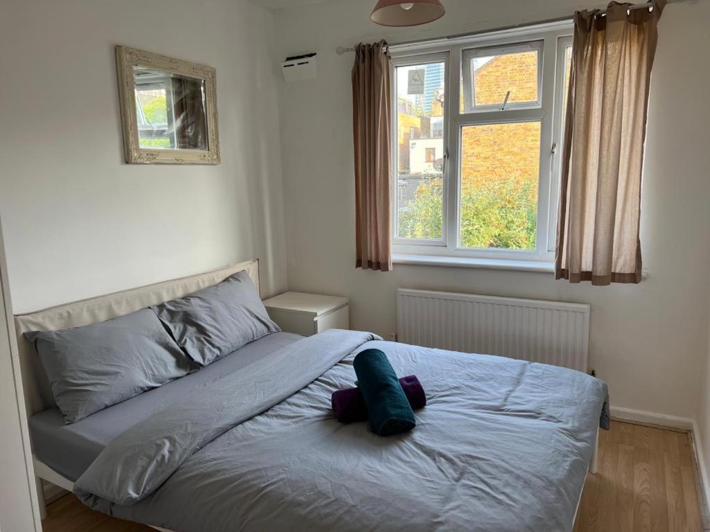 Double Near Canary Wharf 28 Homestay