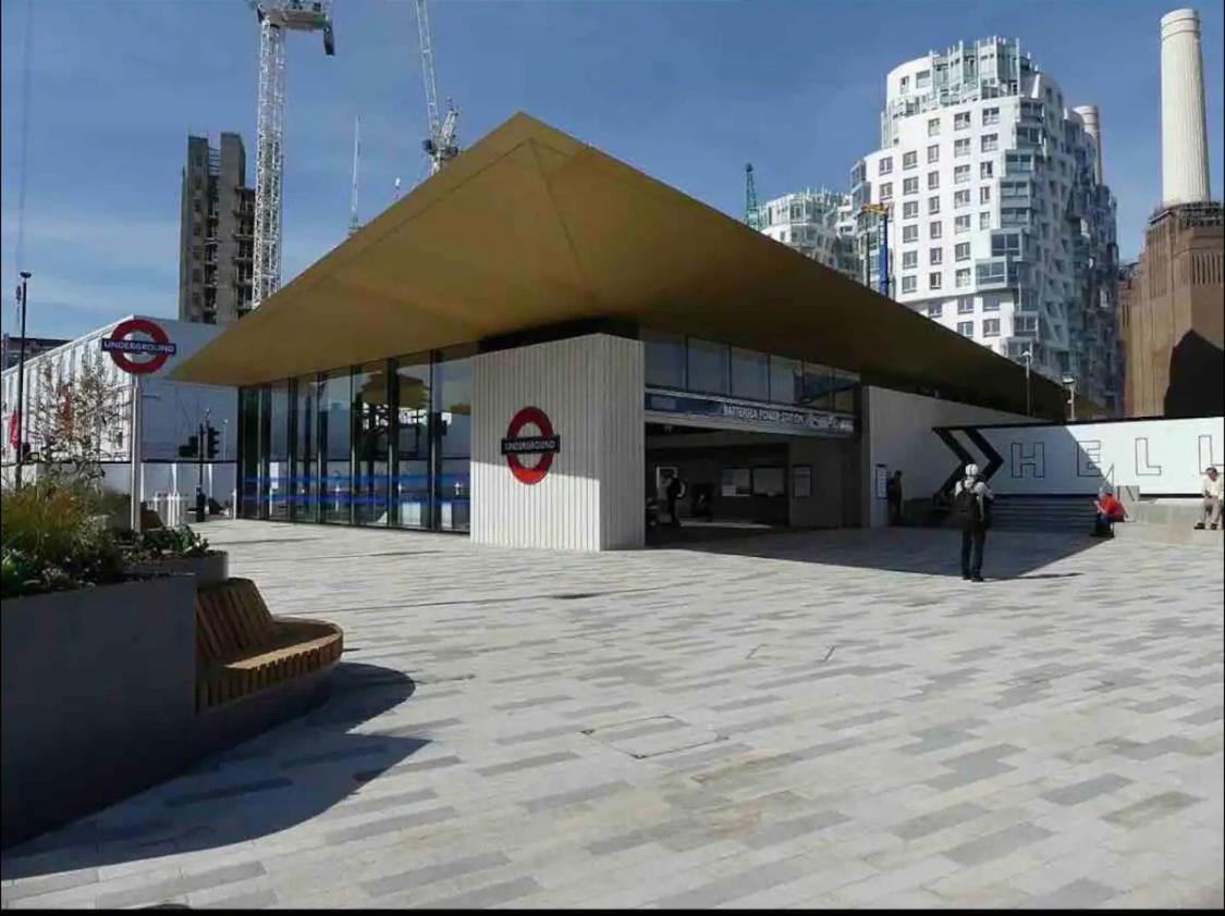 Location! Double Bedroom 2 Mins Walk From Battersea Power Underground Station! * London