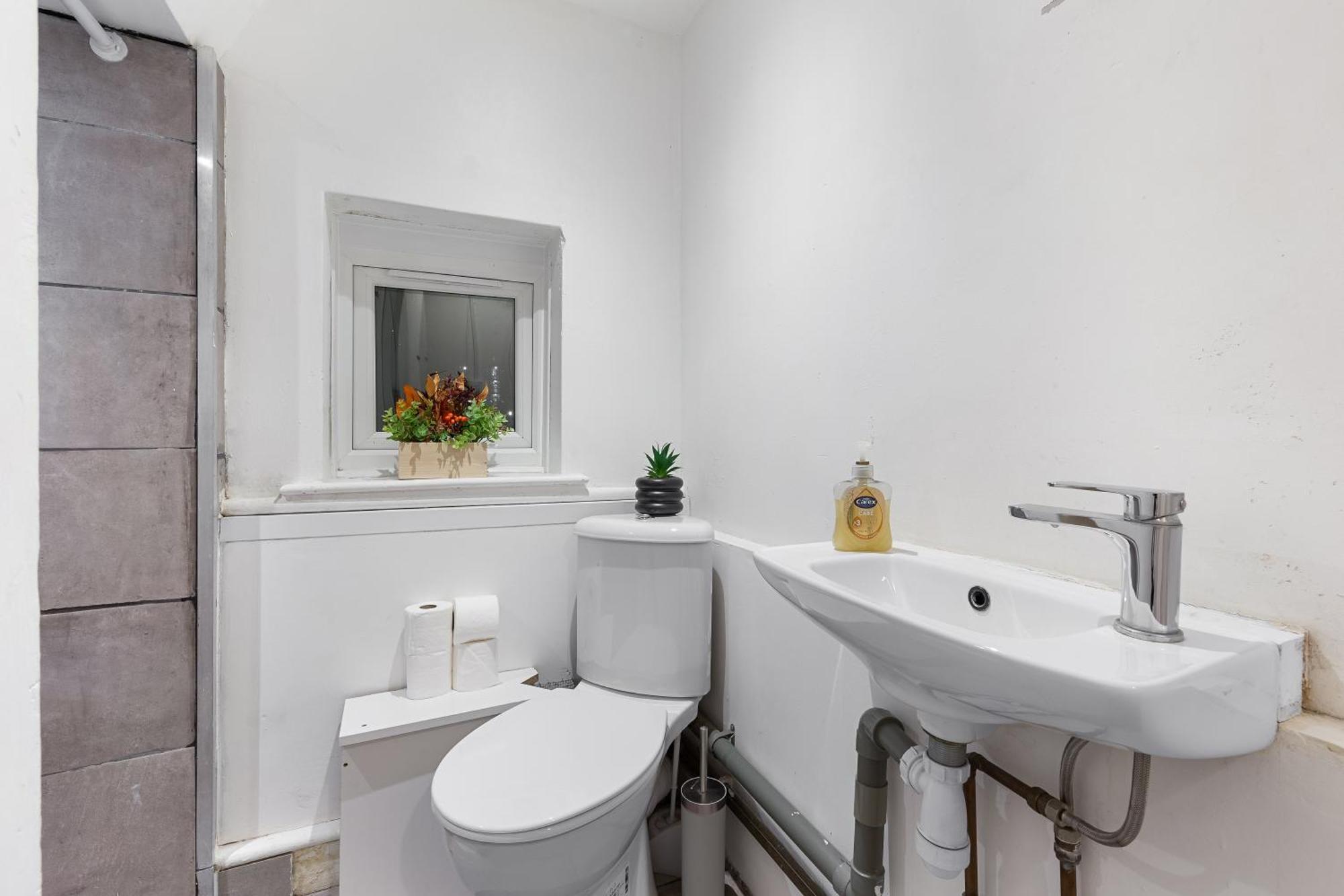 Holiday Near Kings Cross Sleep 12 Sp7 Apartment *