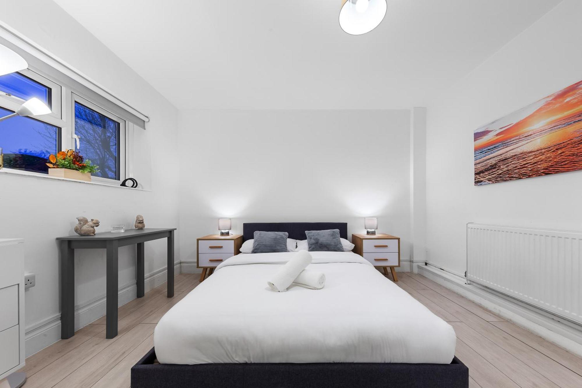 Holiday Near Kings Cross Sleep 12 Sp7 London
