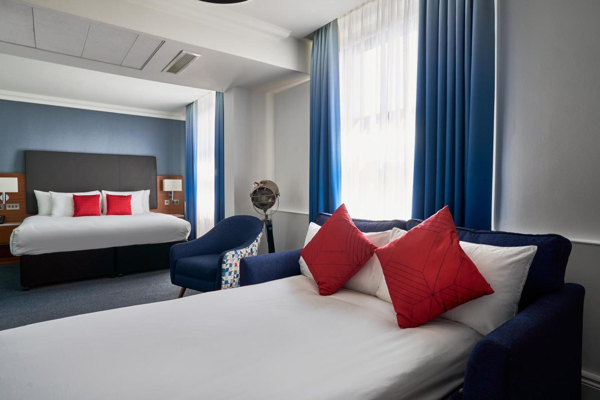 The Cumberland, 4* London