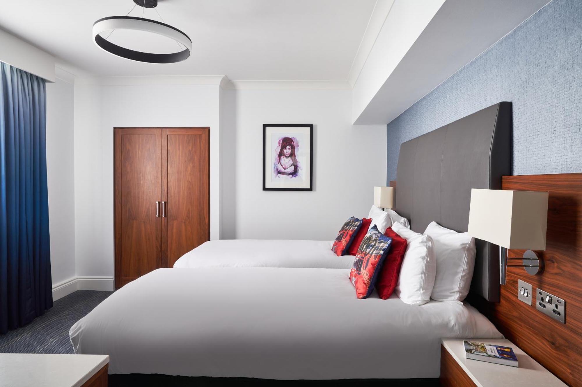 The Cumberland, 4* London