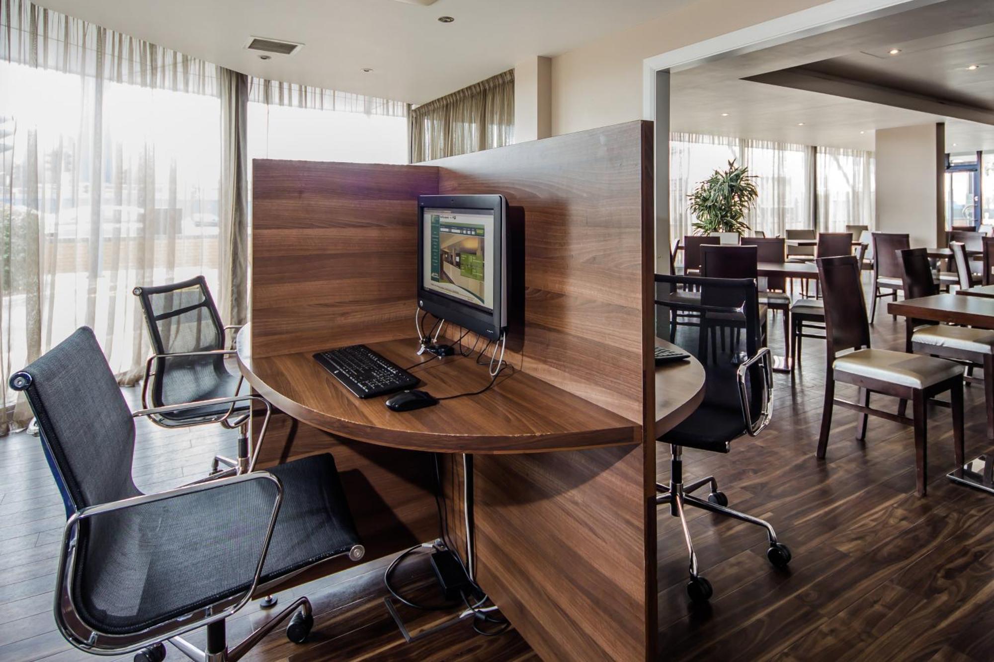 Express Royal Docks By Ihg Londen