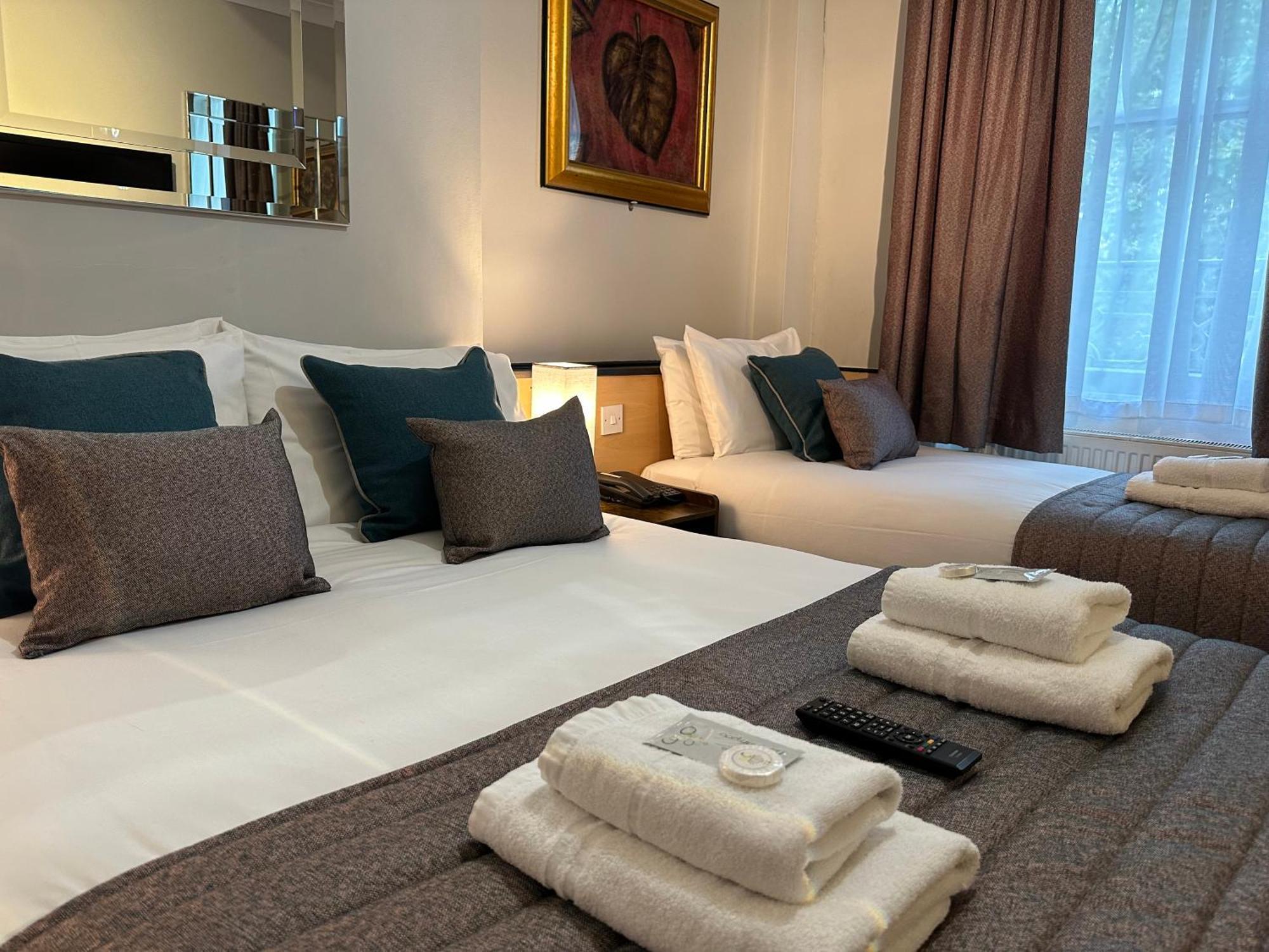 Tudor Court Hotel Londen