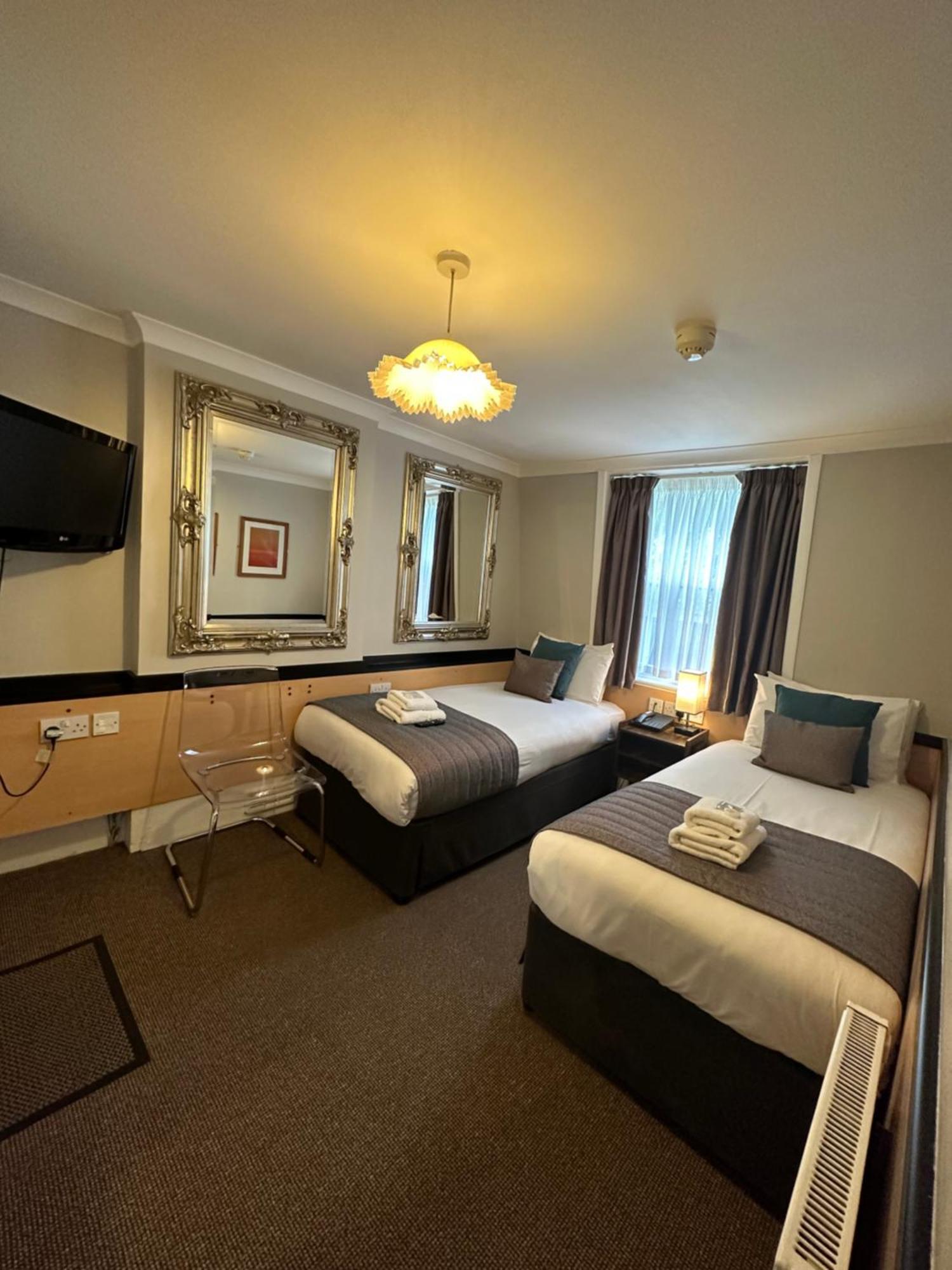 Tudor Court Hotel