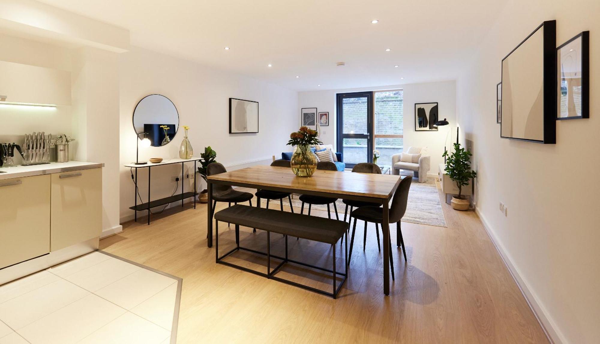 The Putney Escape - Trendy 2bdr Flat With Terrace + Parking Appartement *