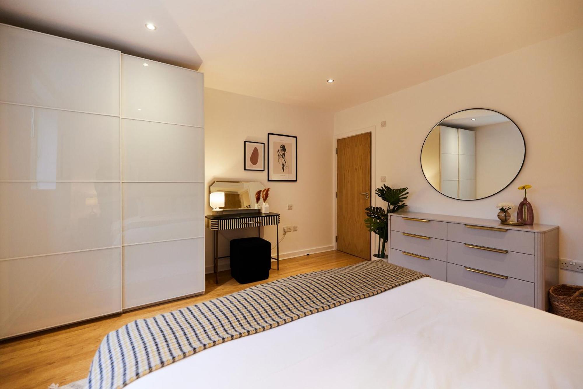 The Putney Escape - Trendy 2bdr Flat With Terrace + Parking Appartement