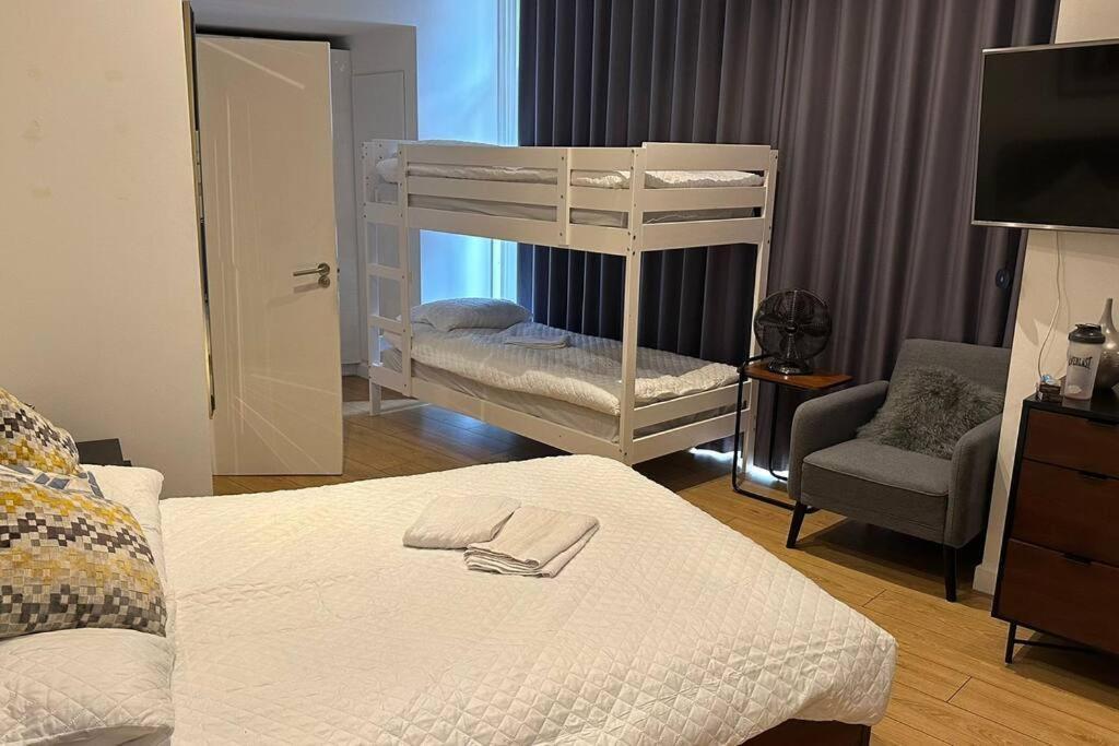 Sleep 6 Piccadilly Grand In Vr5 *
