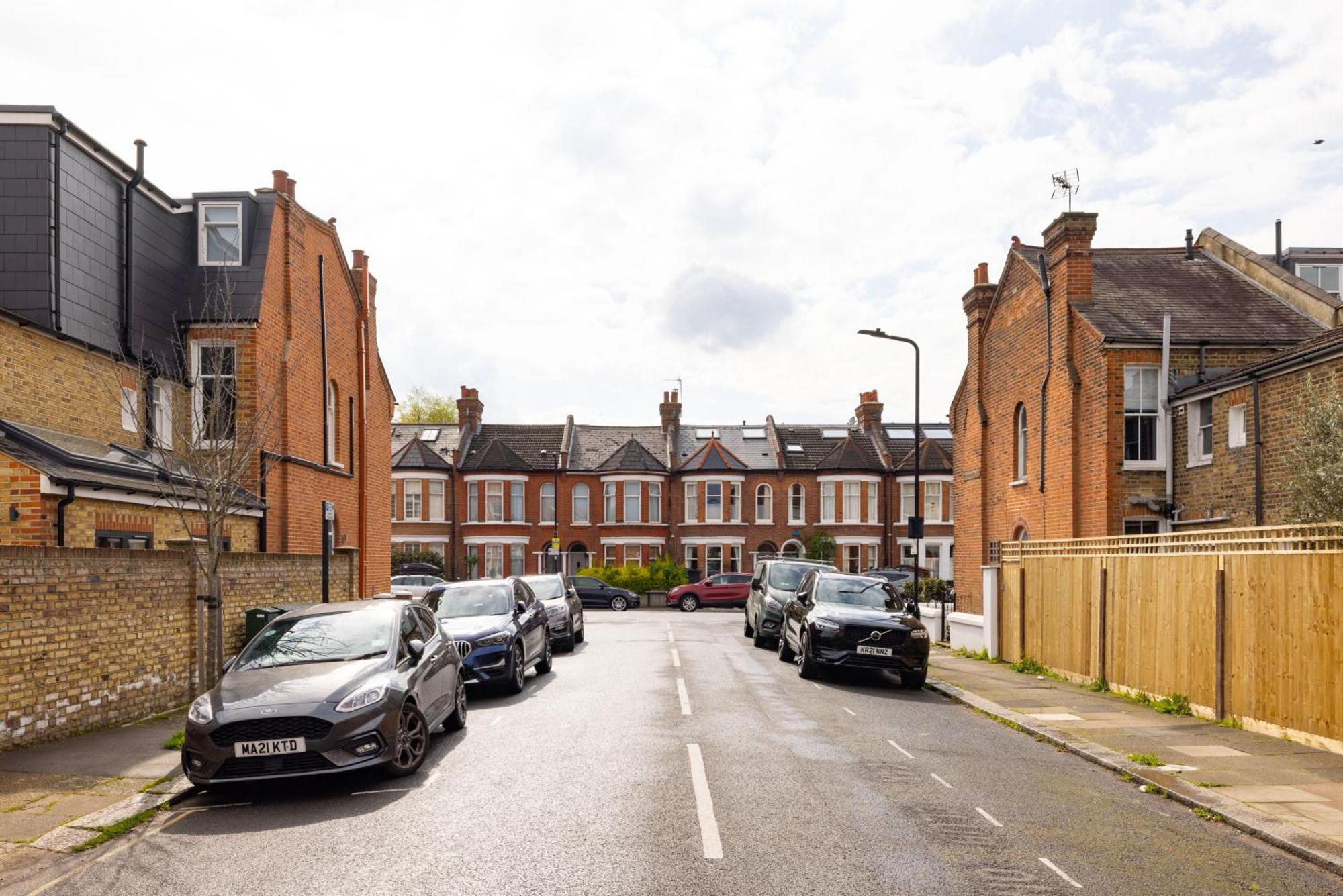 The Balham Apartment *