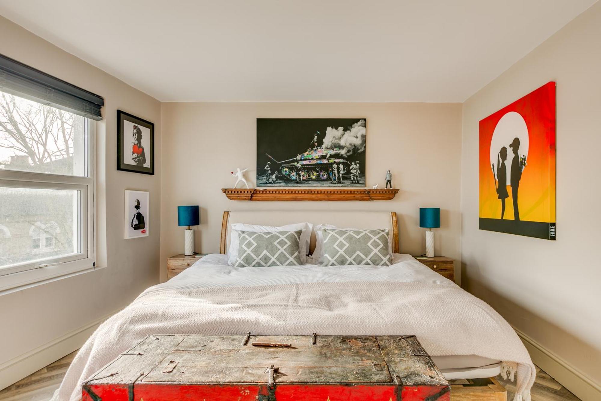 Stylish 2 Bed Flat With Balcony Great Views Nrtube * Londen