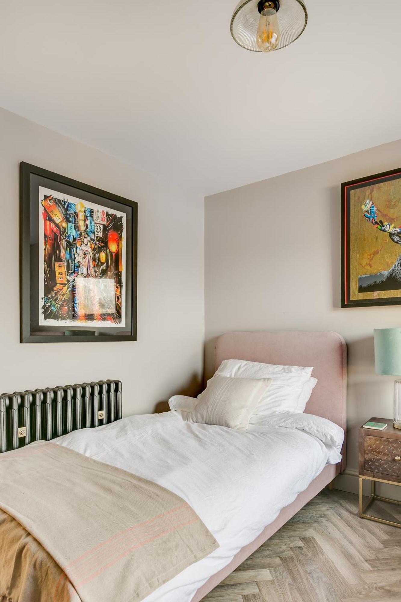 Stylish 2 Bed Flat With Balcony Great Views Nrtube Appartement