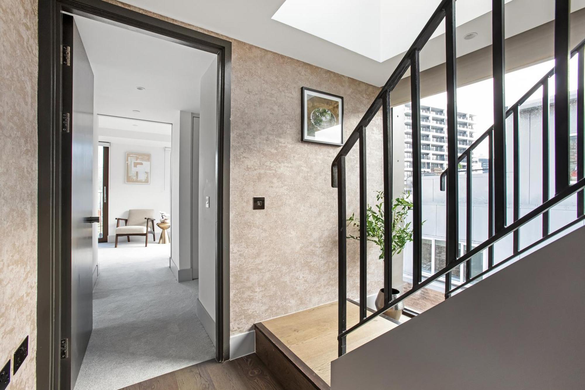 Stunning 3 Bedroom Penthouse Private Terrace Ac *