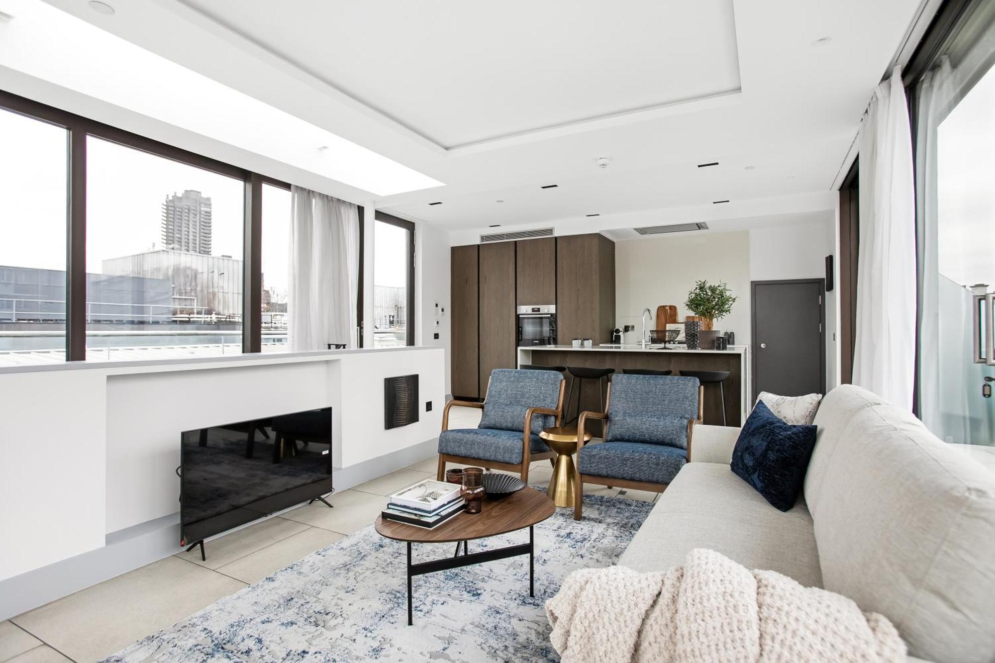 Stunning 3 Bedroom Penthouse Private Terrace Ac *