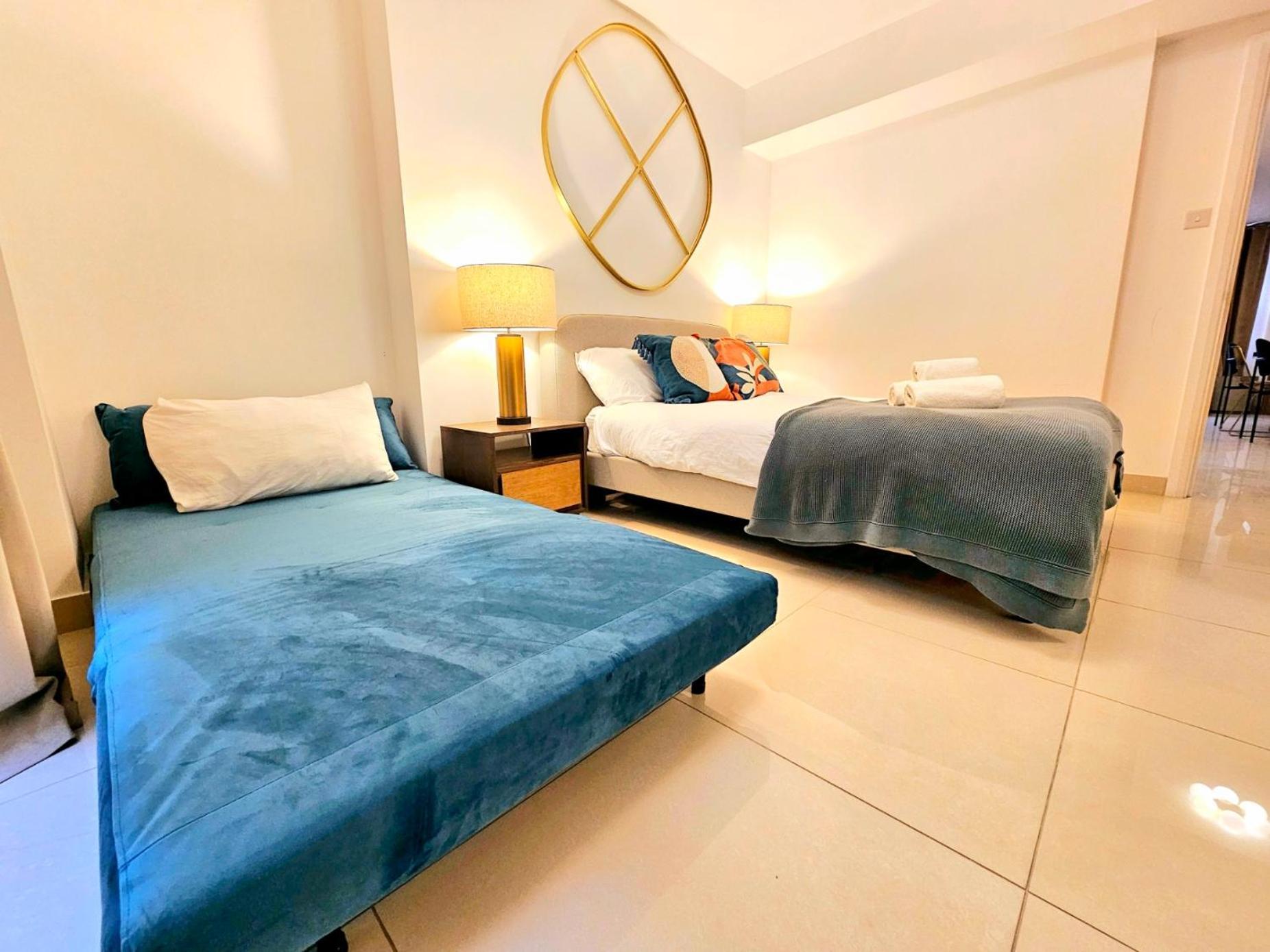 Apartment Modern Hyde Park With Private Entrance & Private Back Patio Near Bayswater & Paddington Stations