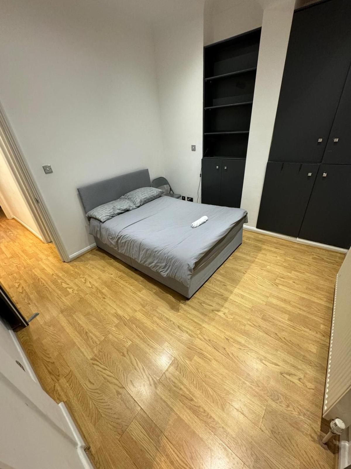 Minutes From Hammersmith And Kensington 2 Apartment London