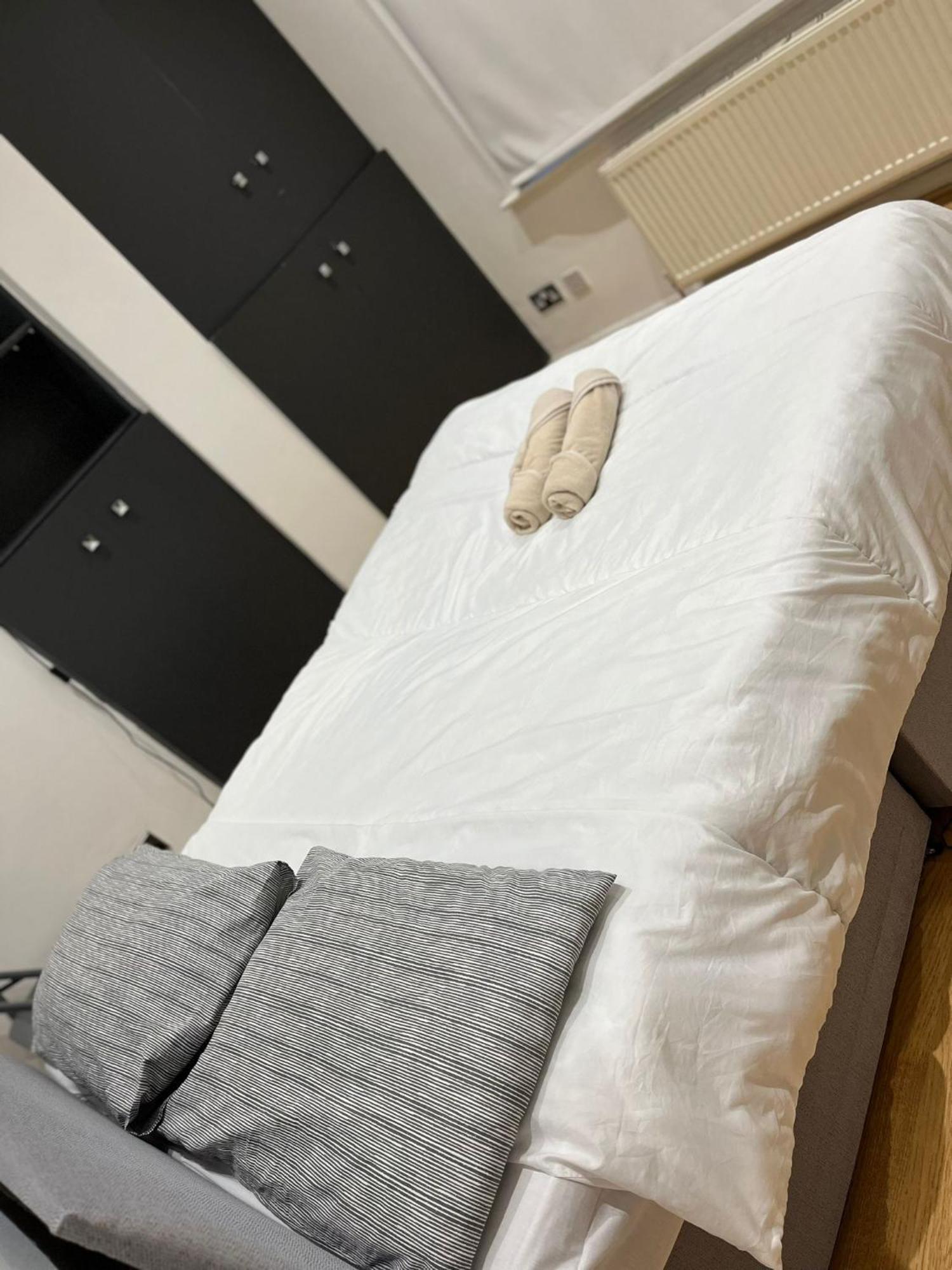 Minutes From Hammersmith And Kensington 2 Apartment London