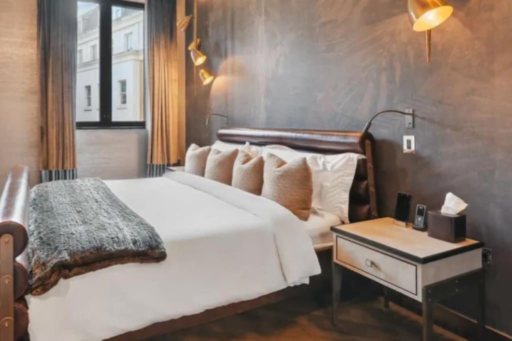 Royal Luxury 3 Beds: Covent Garden Haven Apartment *