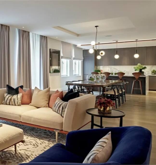 Royal Luxury 3 Beds: Covent Garden Haven * London