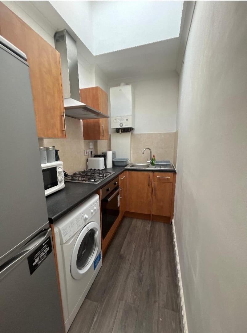 Flat 6, 419 Fulham * Londen