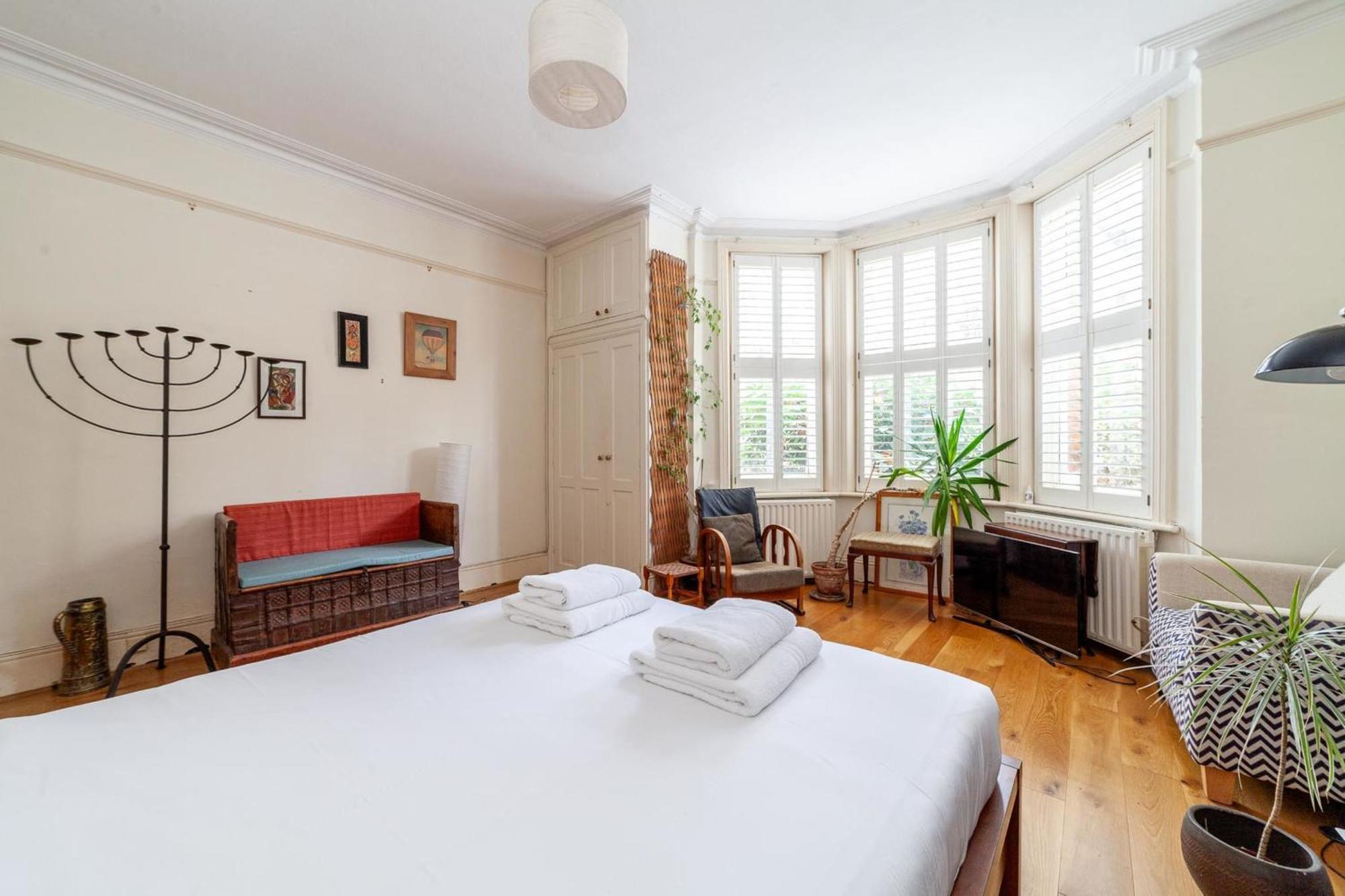 Cosy And Spacious