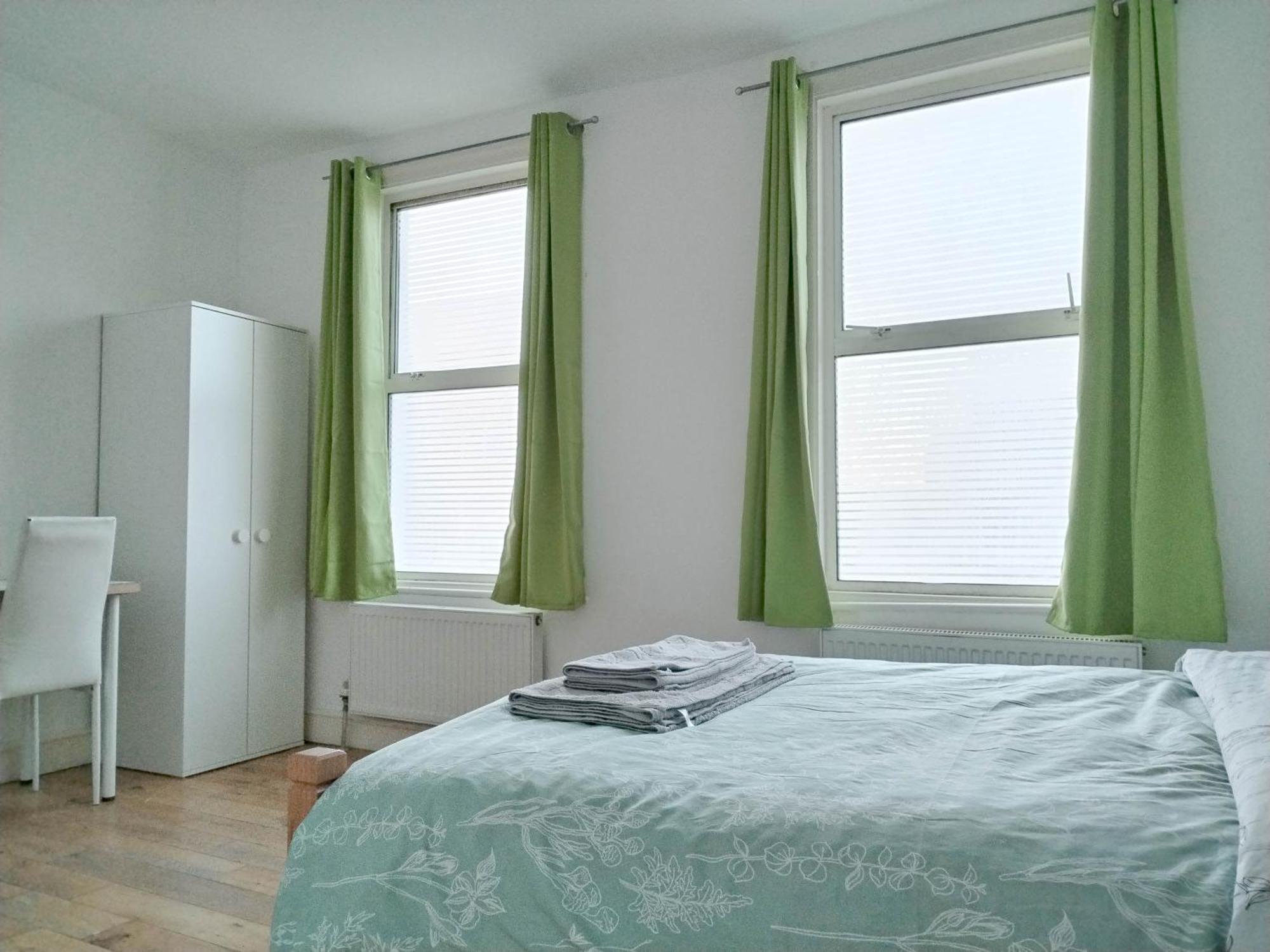 Guest house Cosy Near Canary Wharf & The O2