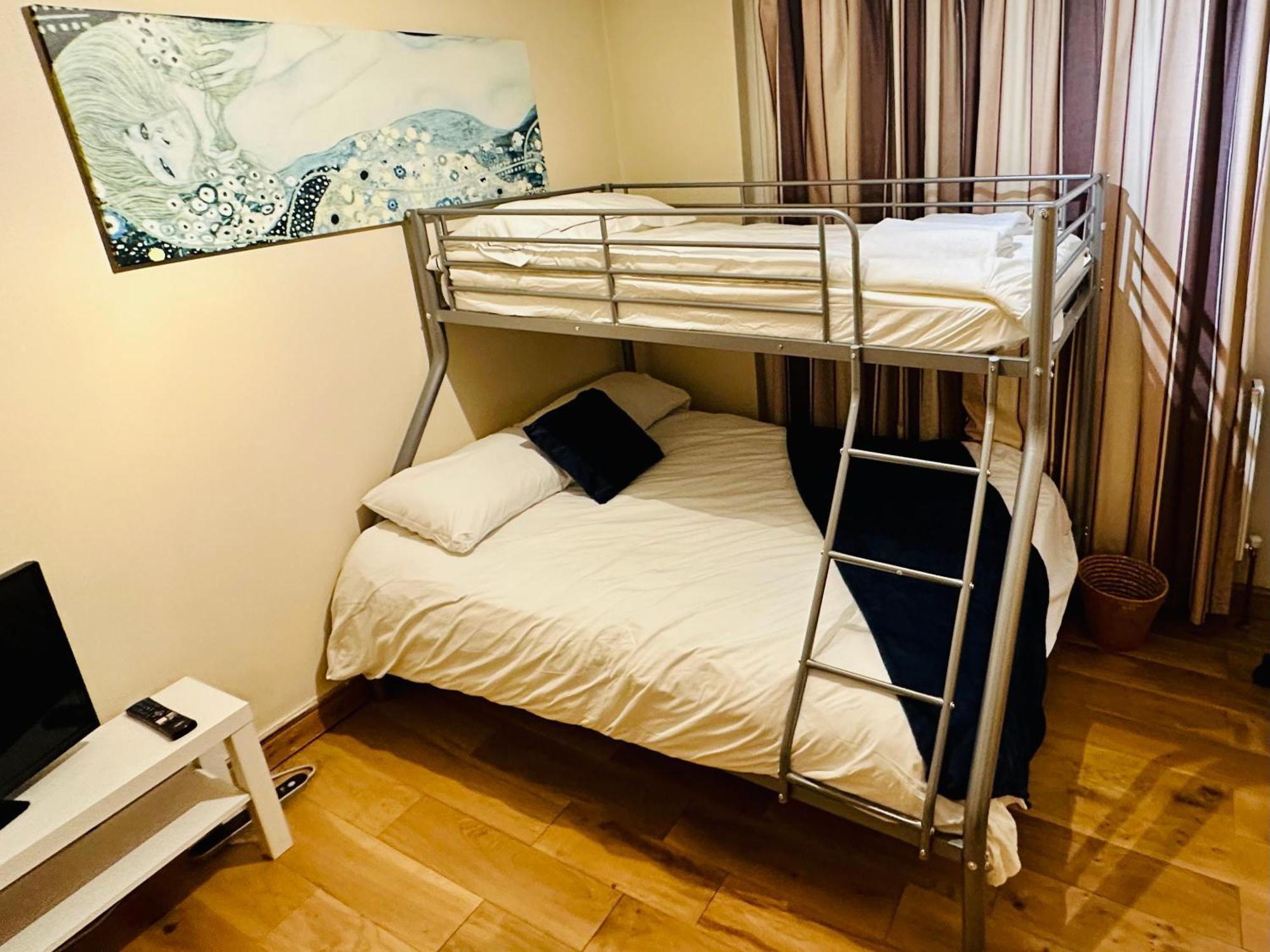 Mackenzie Apartment London