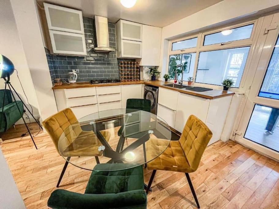 Apartment East Townhouse By Harlington London