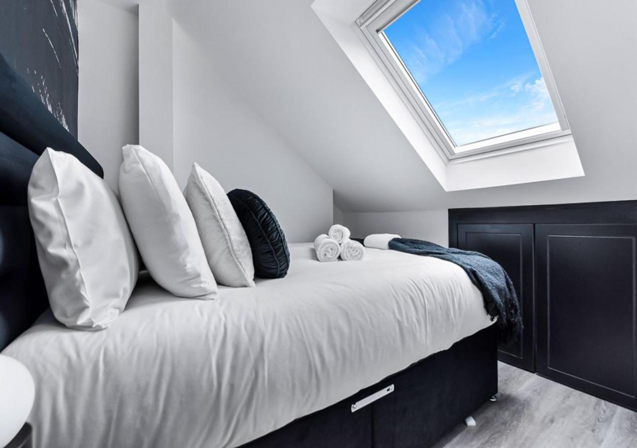 Bright & Colourful House - For A Large Groups Appartement Londen