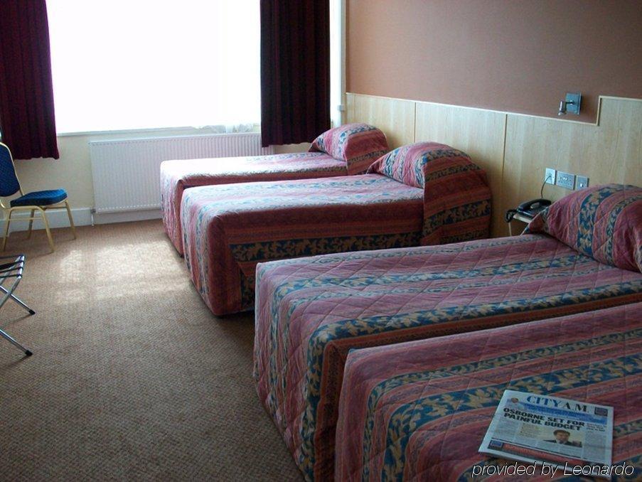 Hotel Hampton By Hilton 4*