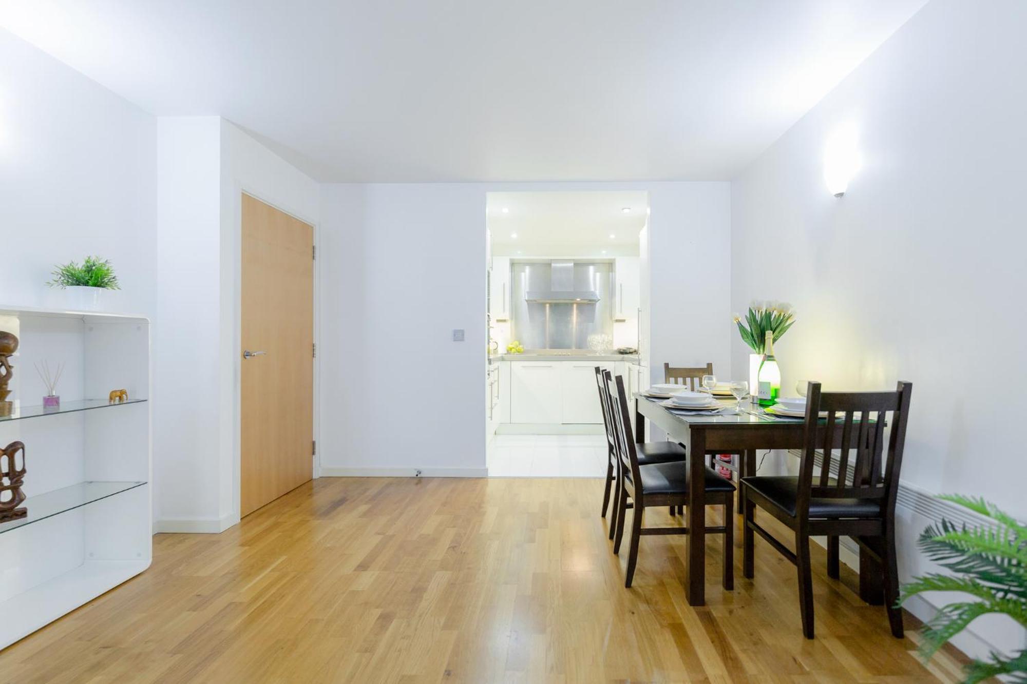 Apartment 2&3 Bedrooms Near Excel - Modern Spacious For Larger Groups