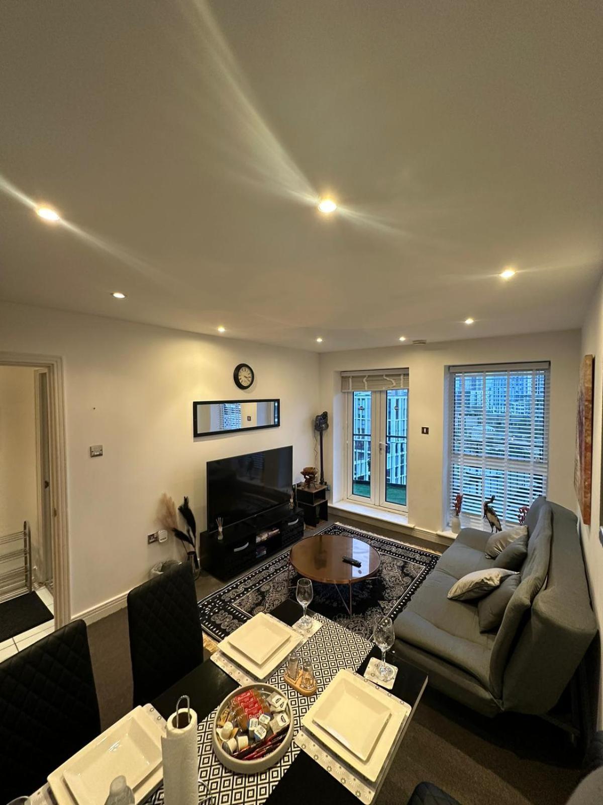Apartment Cozzy London