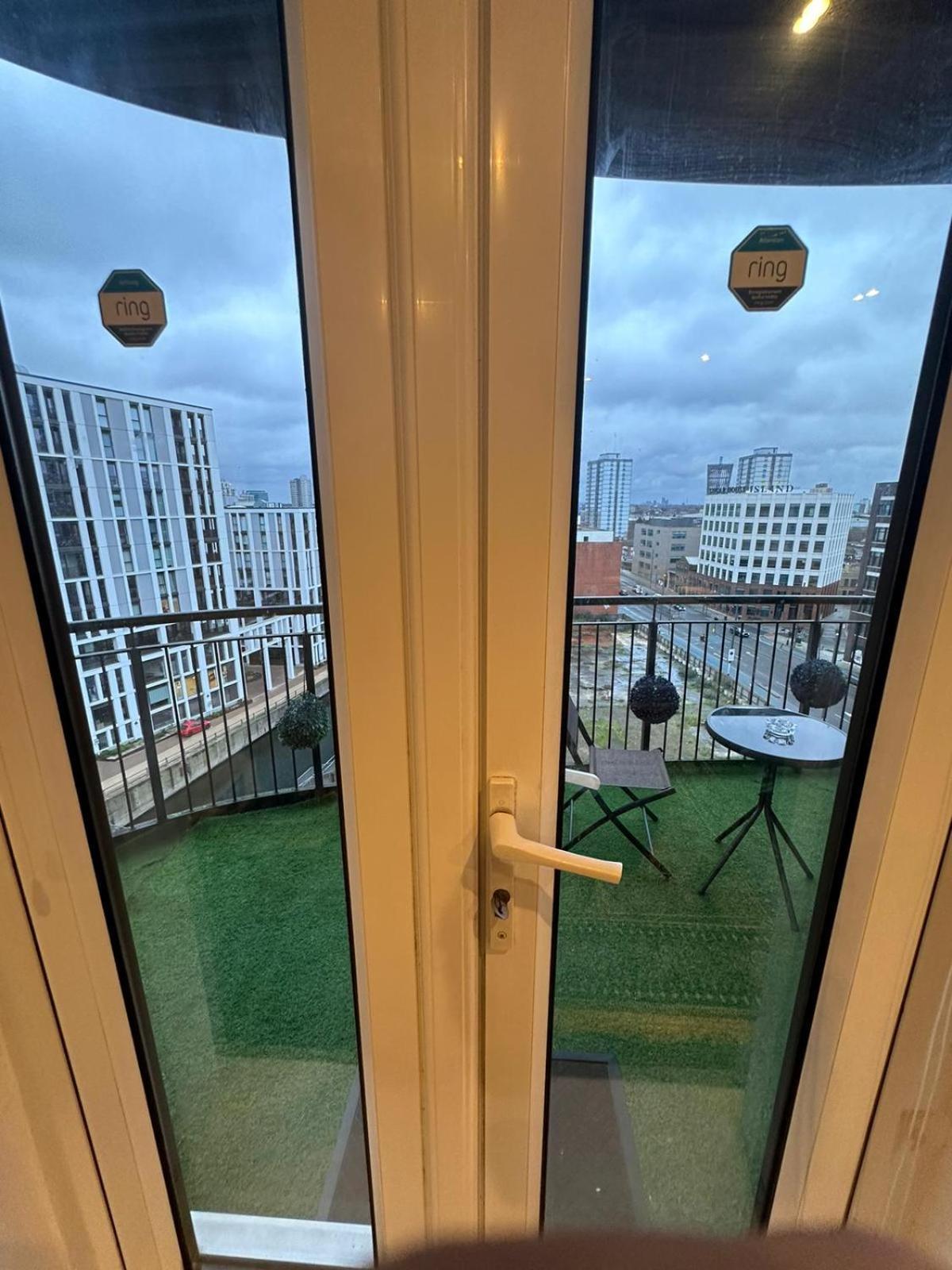 Cozzy Apartment