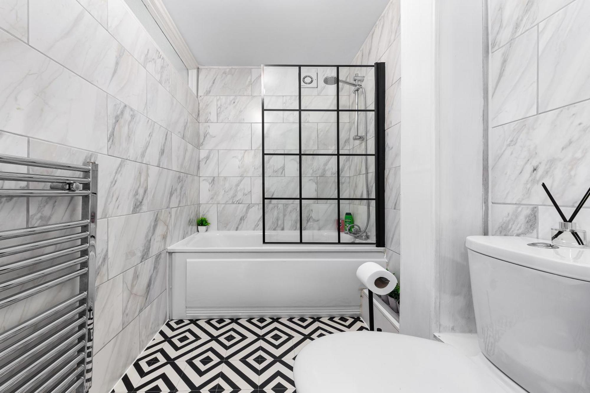 The Holloway - 1br Modern