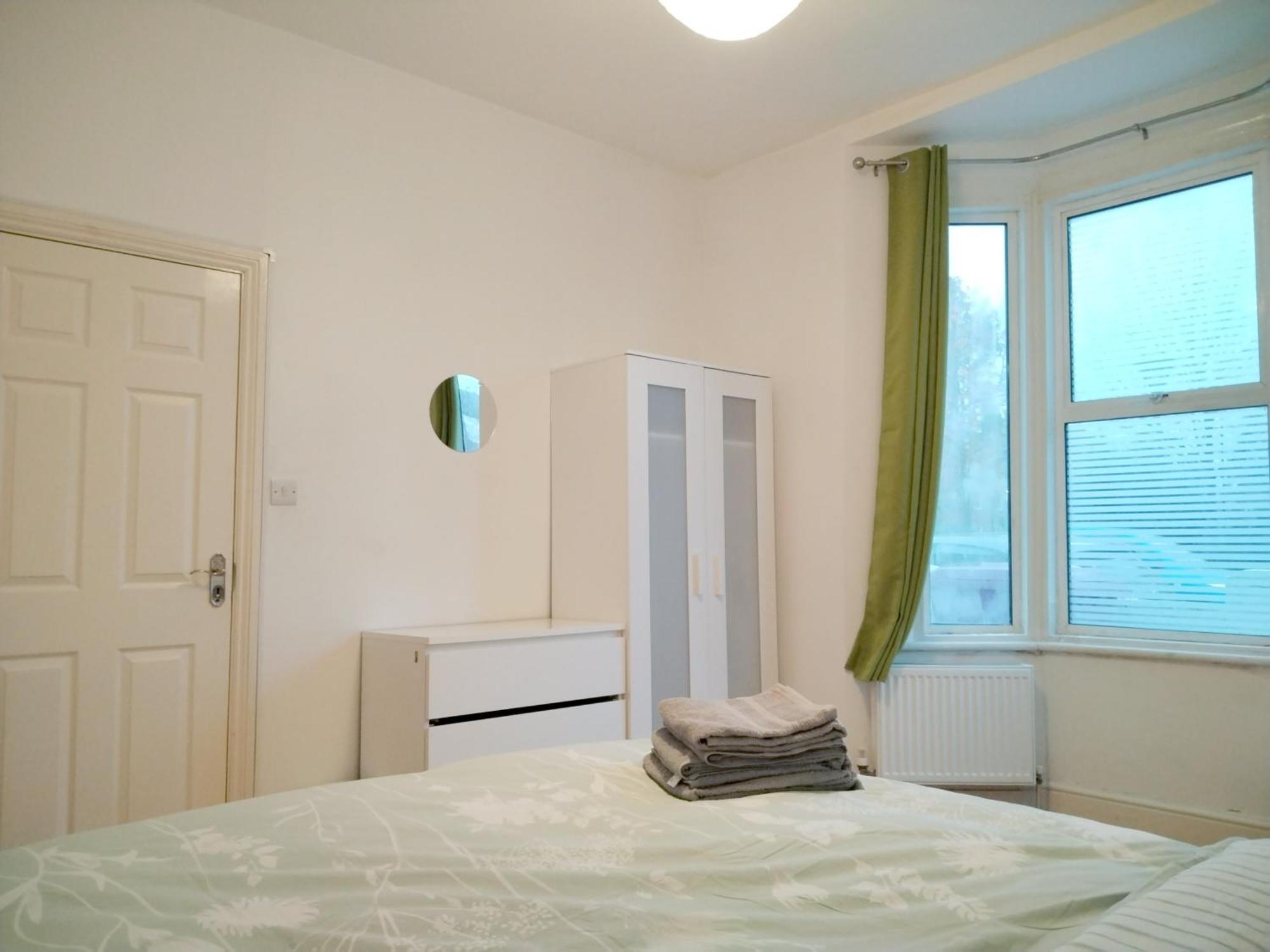 Guest house Cosy Near Canary Wharf & The O2 *