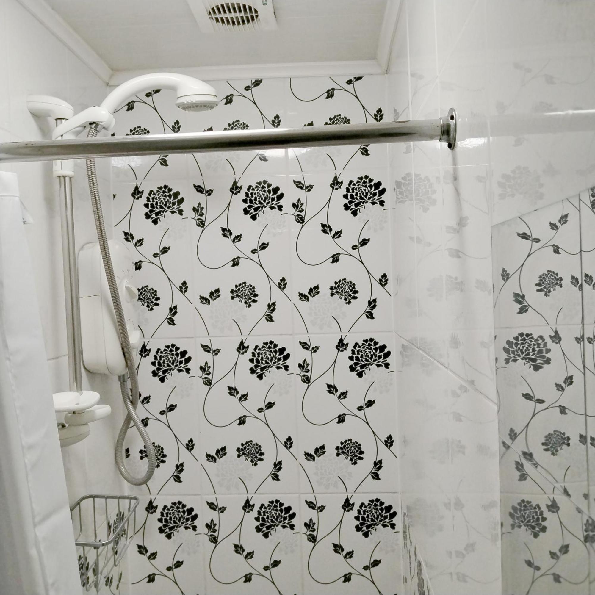 Cosy Near Canary Wharf & The O2 Guest house