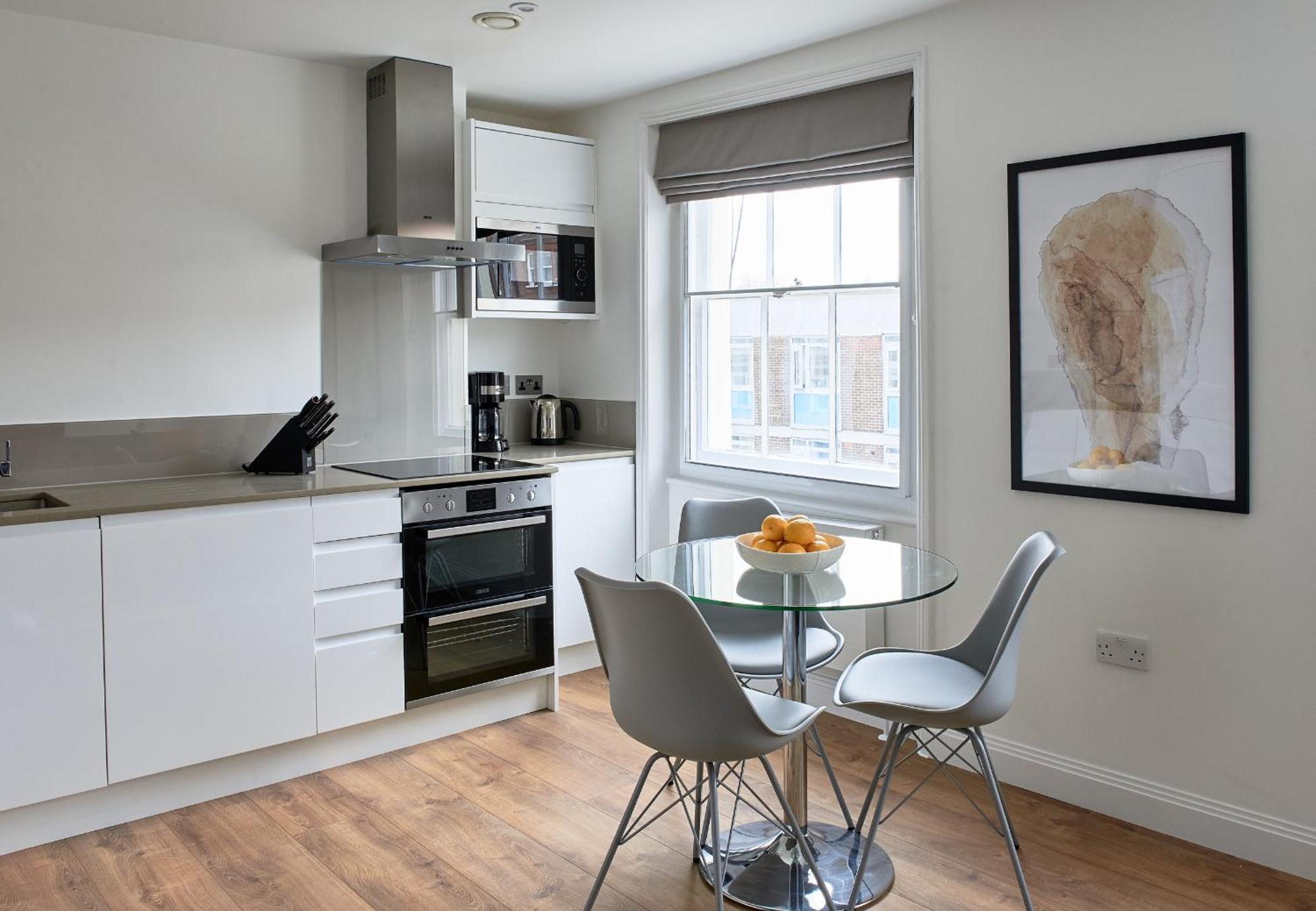 Sonder Inverness Mews Apartahotel 4*