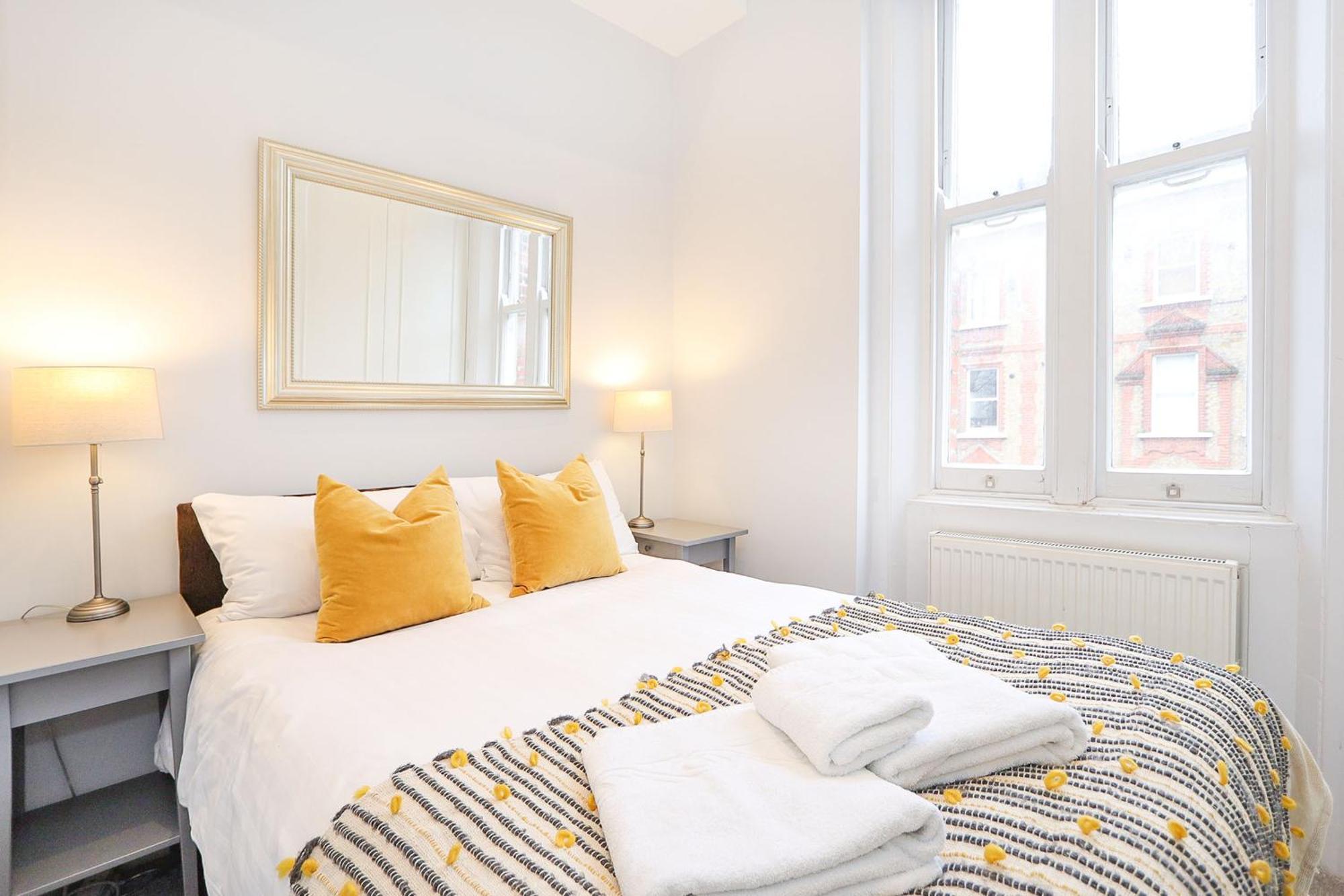 Cosy Kensington Flat, 2 Min To Tube Appartement