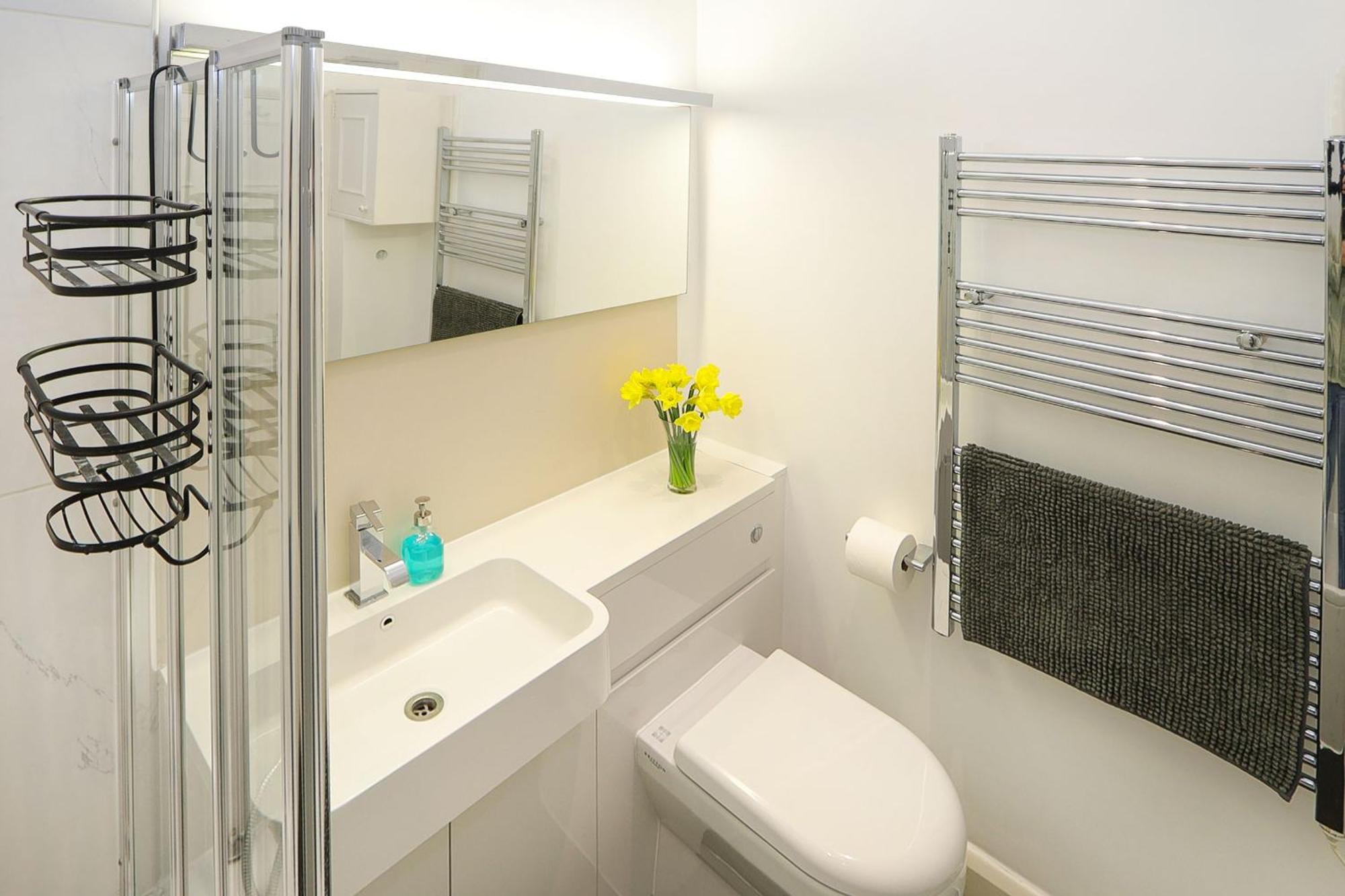 Cosy Kensington Flat, 2 Min To Tube Appartement
