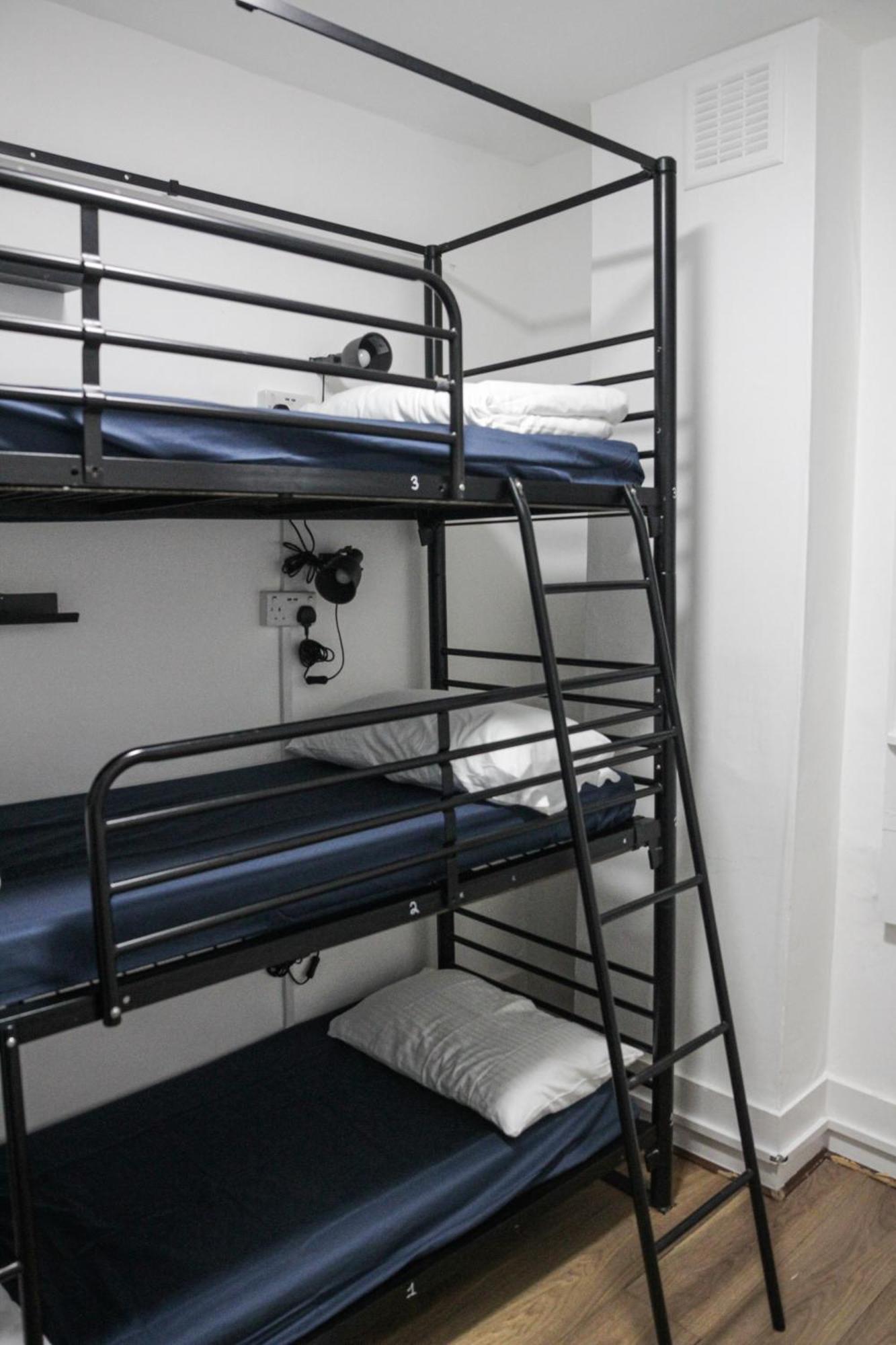 Onefam Waterloo 18-36 Years Old * London
