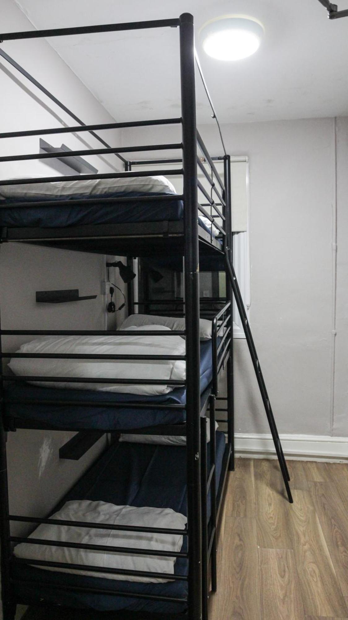 Onefam Waterloo 18-36 Years Old * London