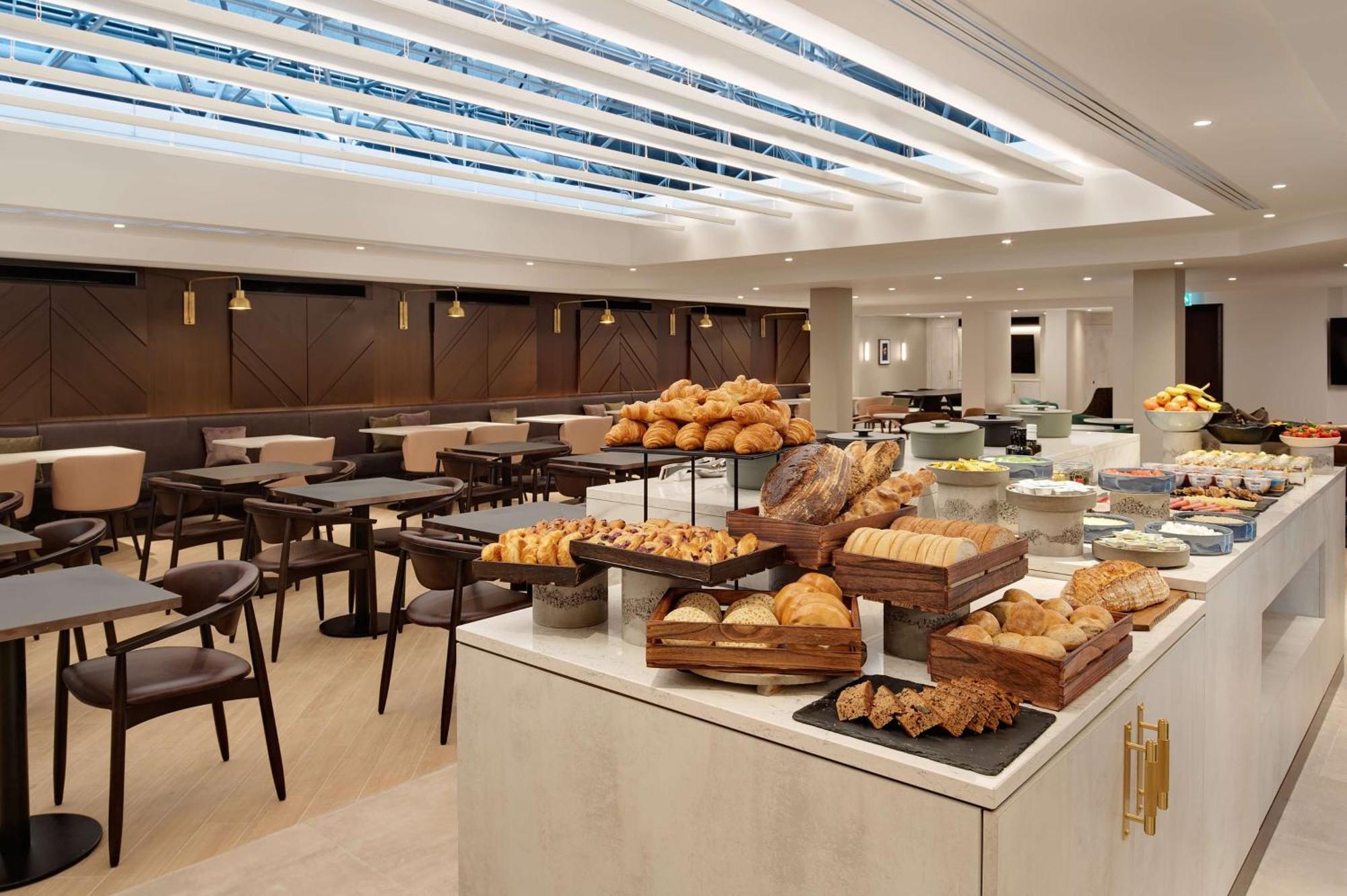 Hilton Metropole Hotel London