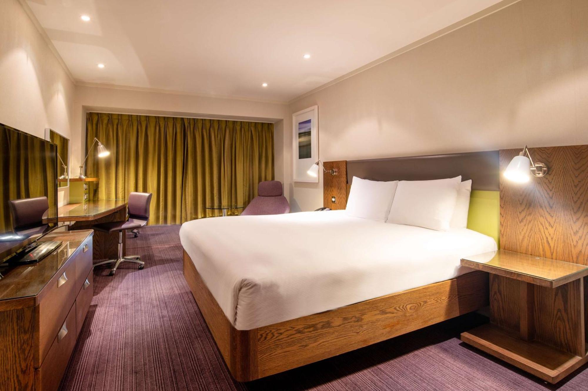 Hilton Metropole 4*