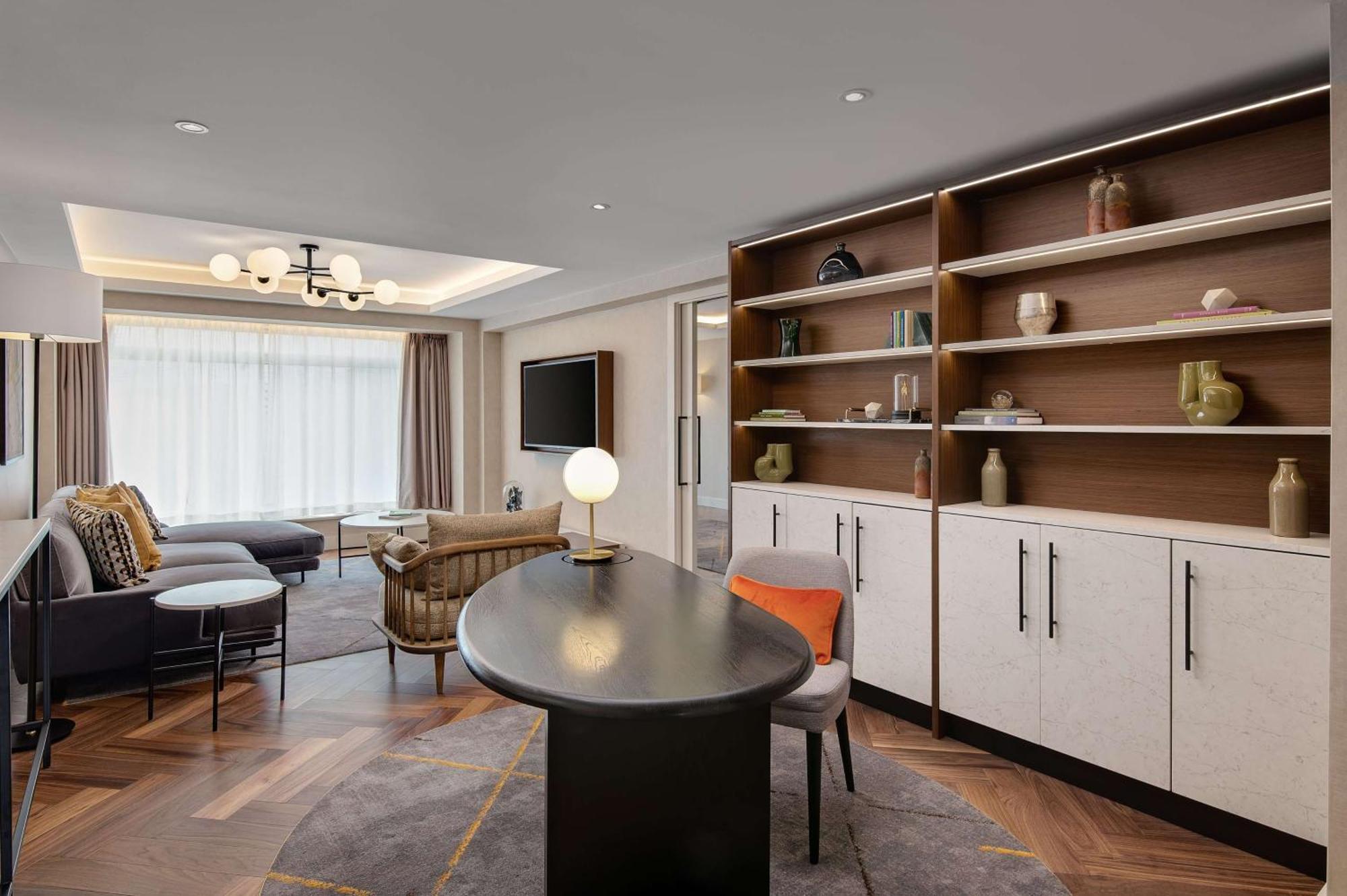 Hilton Metropole Hotel