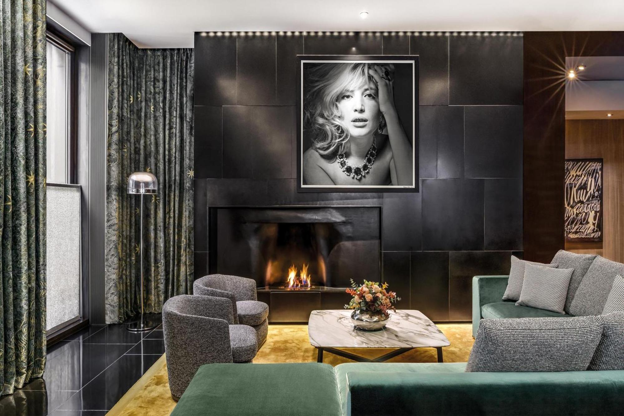Bulgari Hotel, Hotel 5*