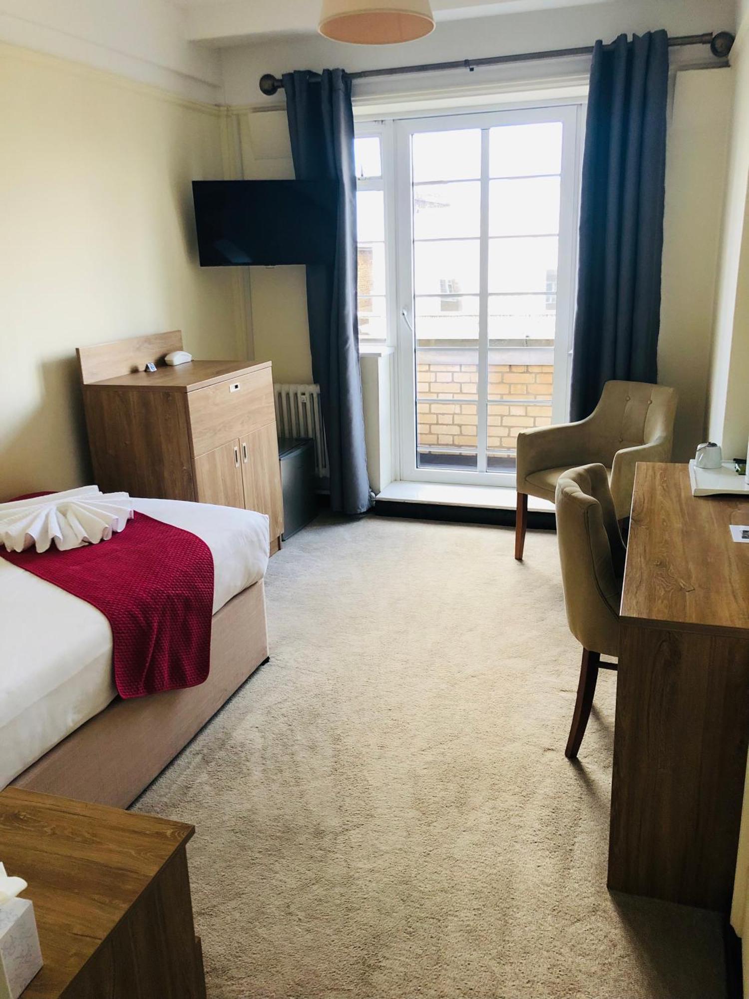 Vincent House Bed & Breakfast London